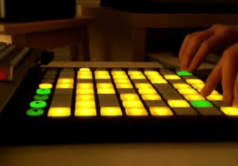 Madeon — Pop Culture (2011)