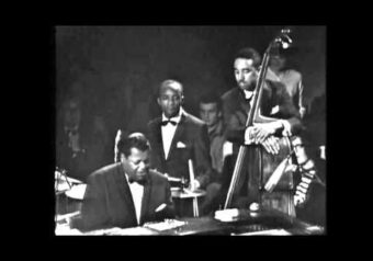 Oscar Peterson — C Jam Blues (Live in Denmark, 1964)